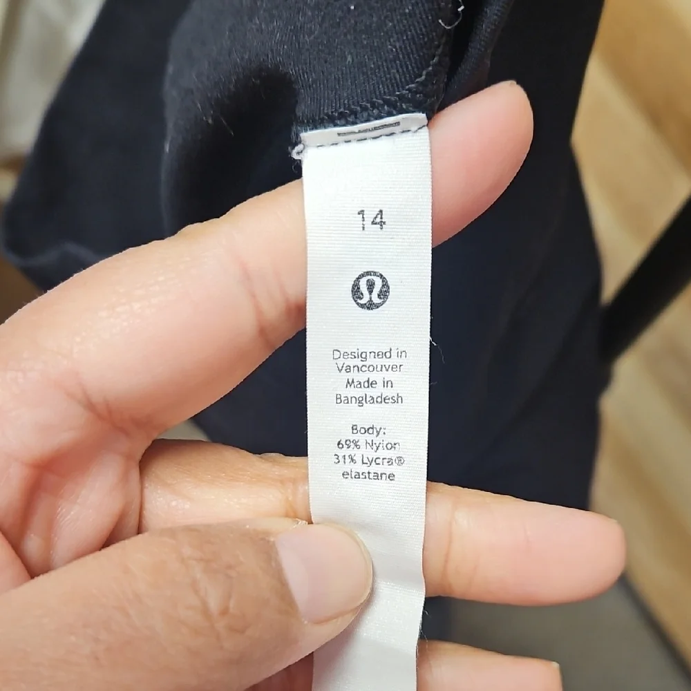 Lululemon Athletica Black Leggings - Picture 3 of 3